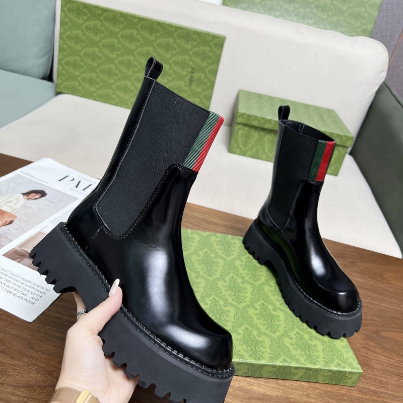 G*u*i boots
